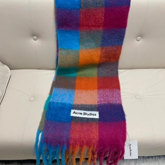 Acne studios scarf - Picture 1 of 5